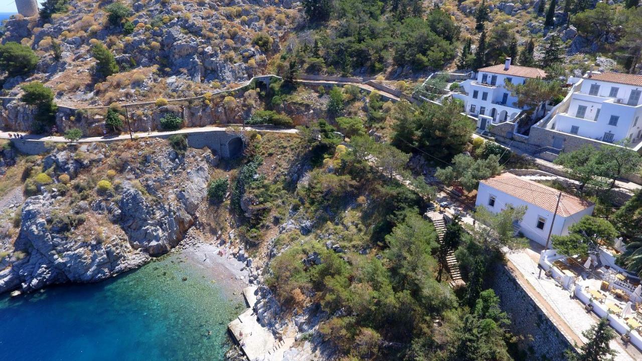 Douskos Beach House Apartment Hydra  Bagian luar foto